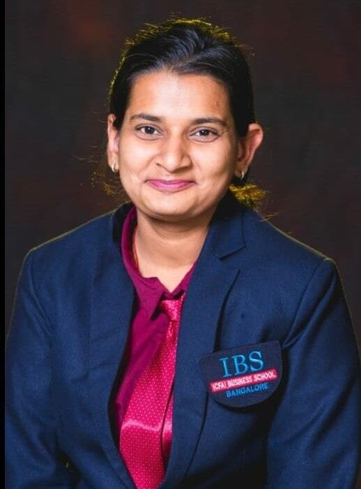 Ms. Ekta Chandak — Data Analyst, Kolkata